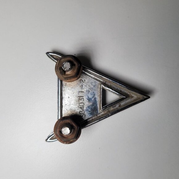 60s Emblem Chevrolet Chevelle Impala El Camino V Fender 3840317-2 Chrome Red - Picture 8 of 10